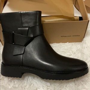 Brand new FitFlop Black Knot Boots size 7
